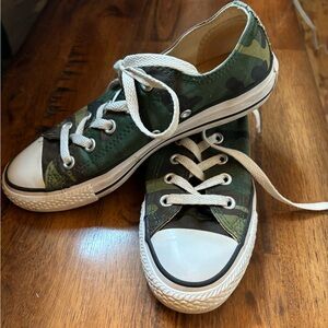 Converse Camo Sneaker